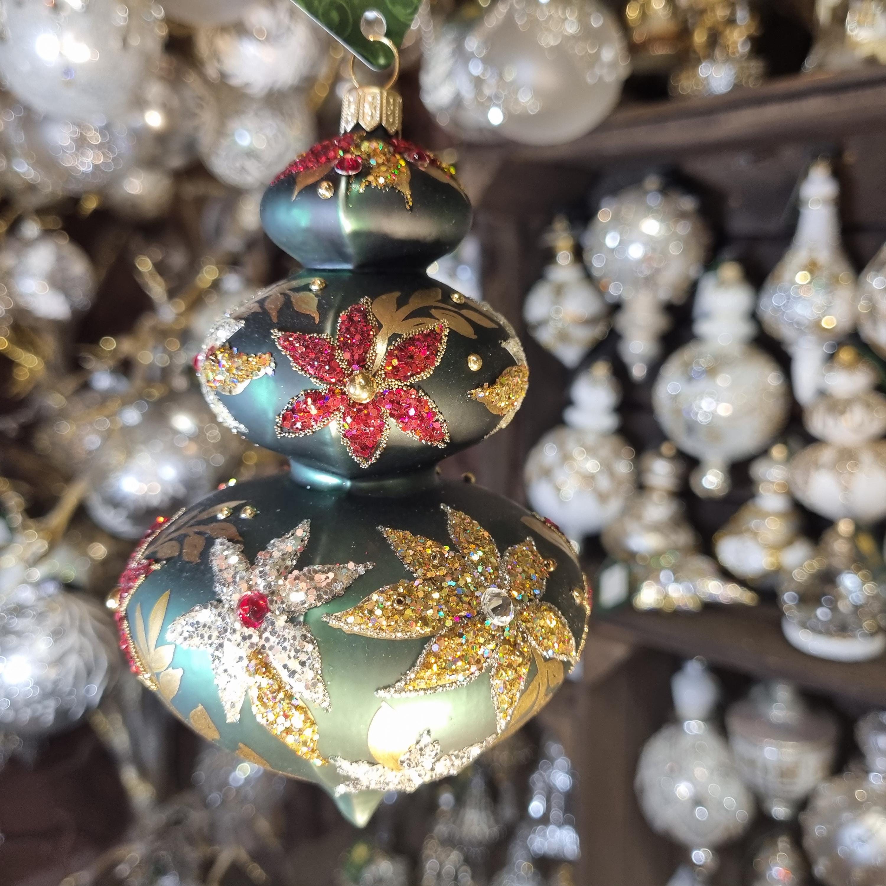 Silverado ornament, glass ball with elegant classic decoration