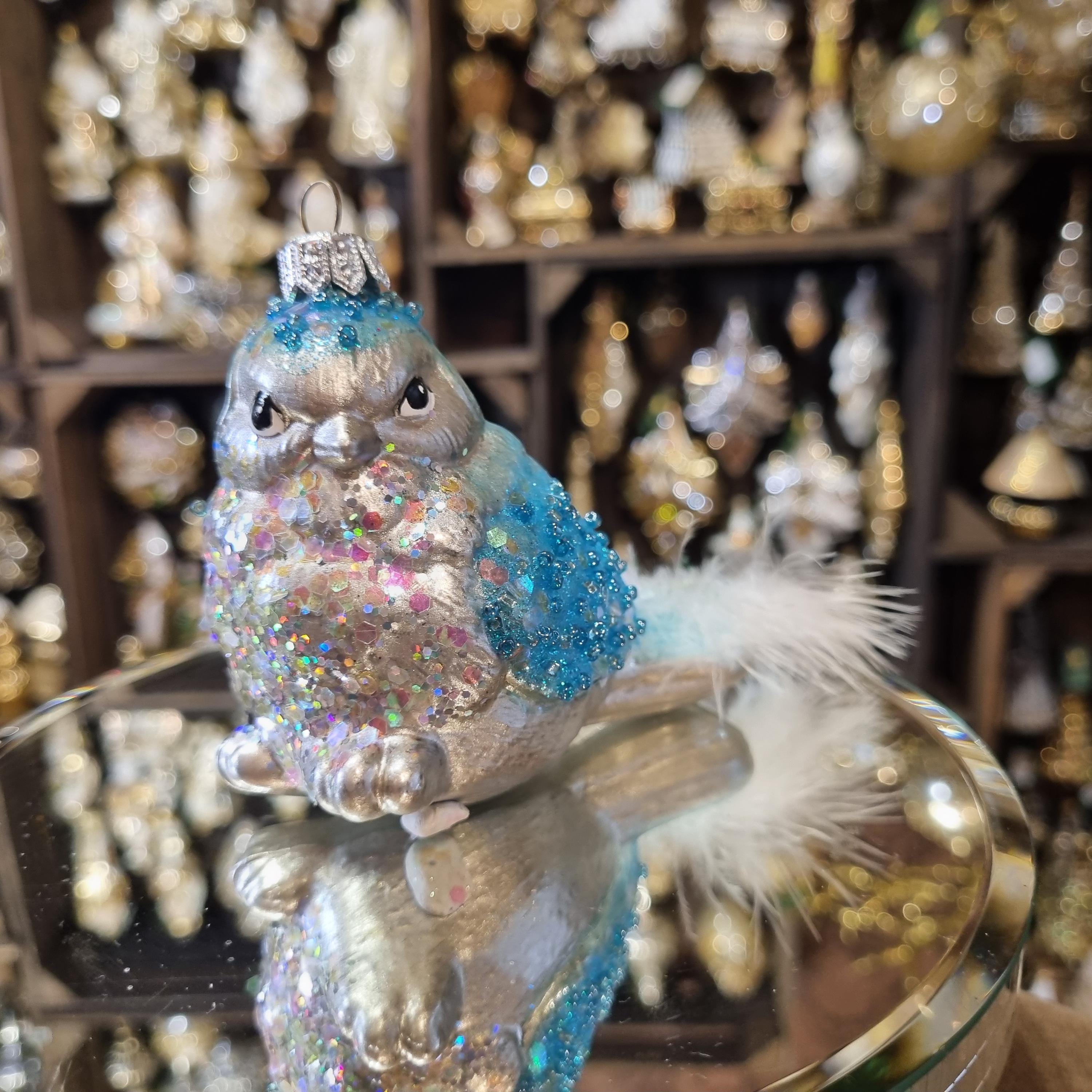 Silverado glass ornament, white ball with silver decoration