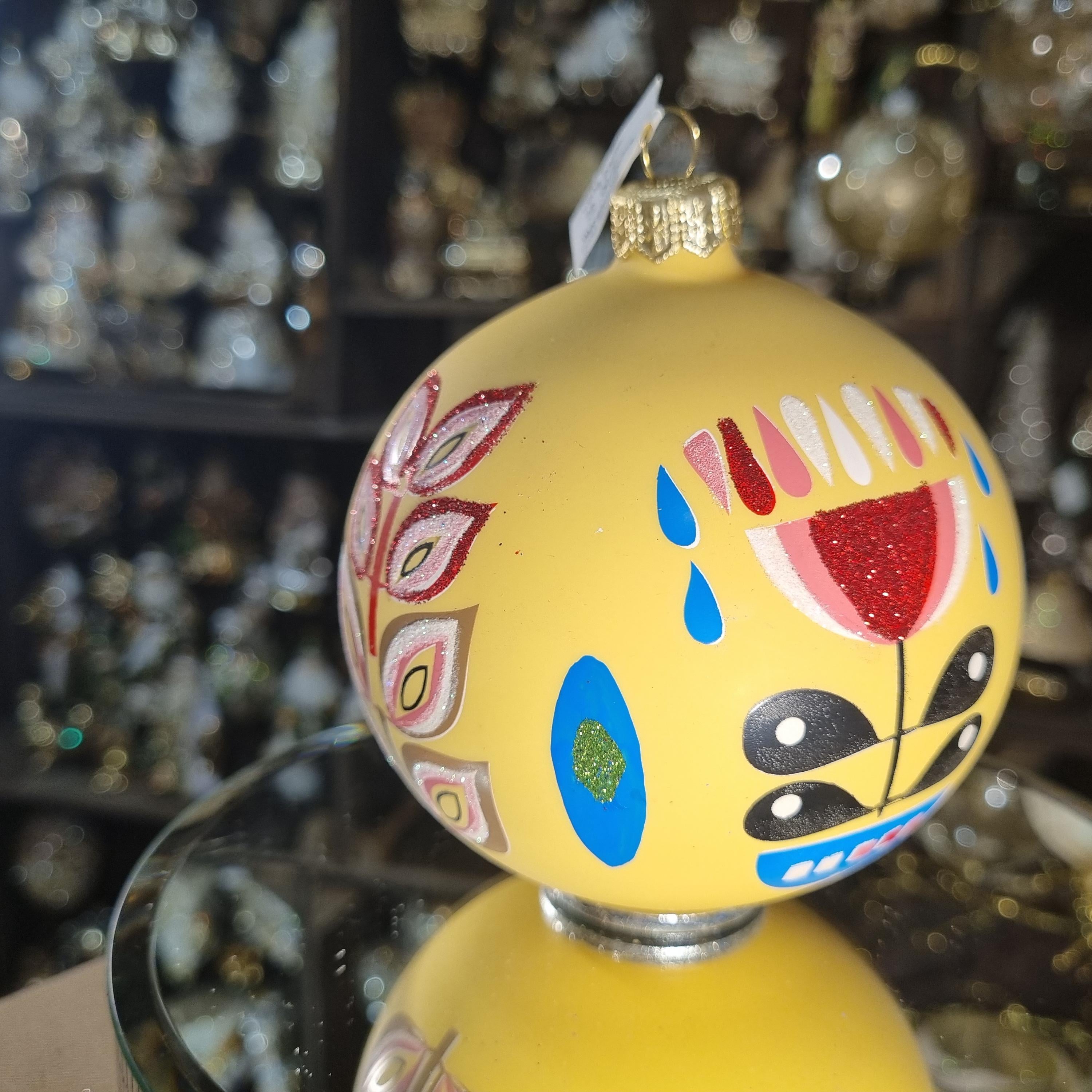 Silverado glass ornament, decorative ball with festive motif