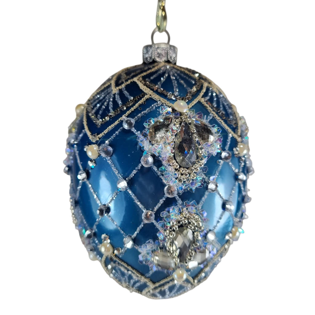 Silverado ornament, glass ball with elegant gold pattern