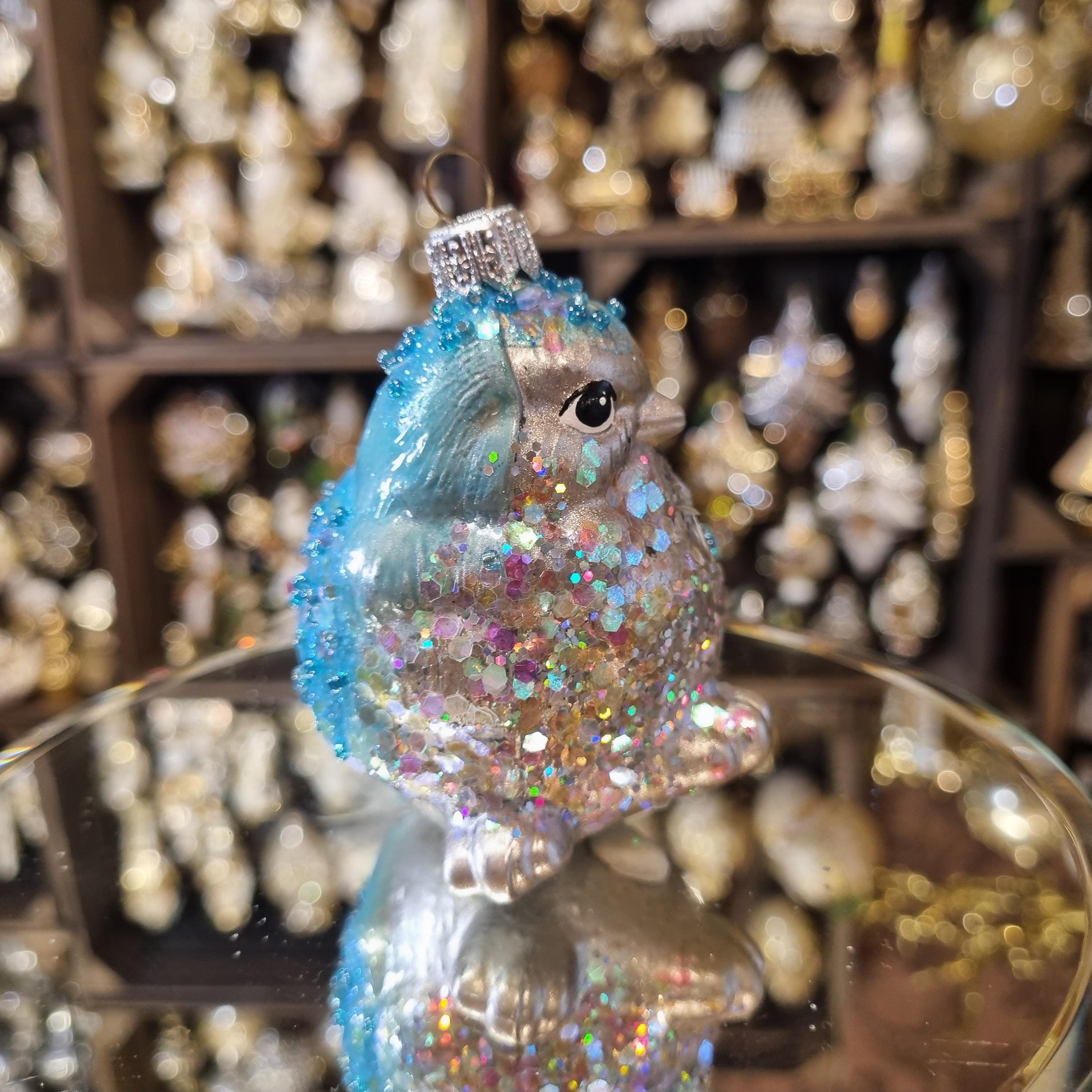 Silverado glass ornament, white ball with silver decoration