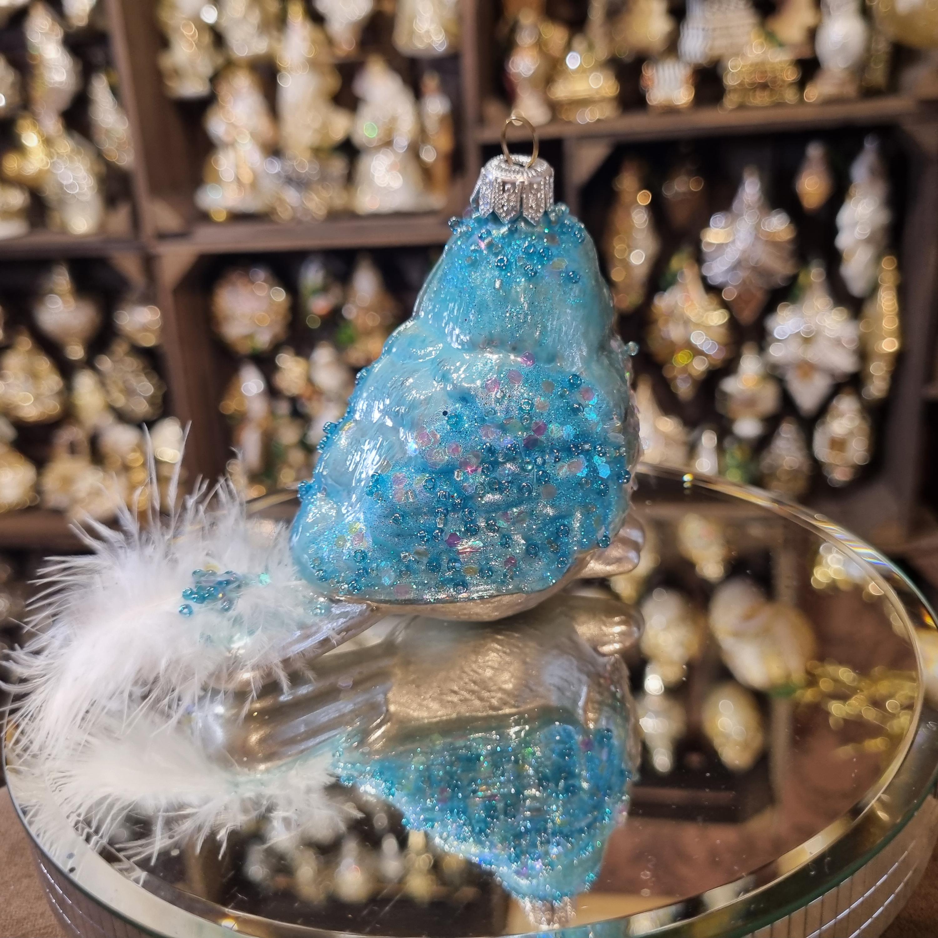 Silverado glass ornament, white ball with silver decoration